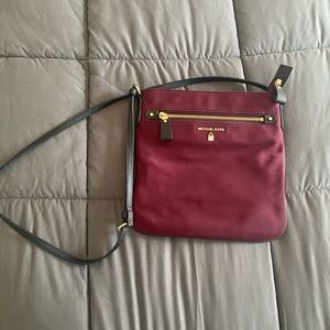 Michael kors purse